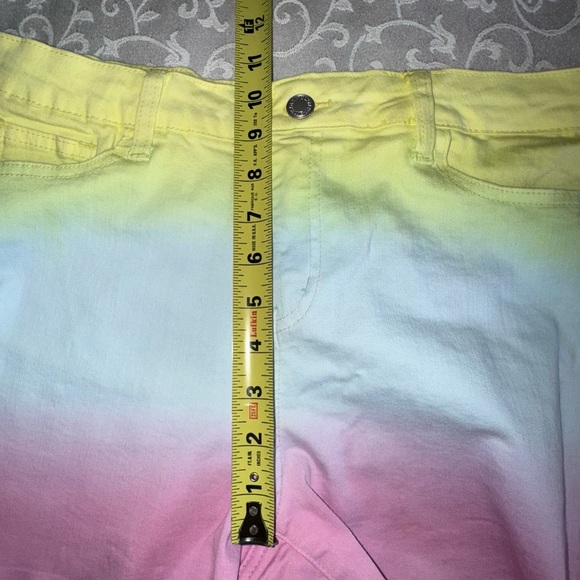 Judy Blue Somewhere Over The Rainbow High Rise Shorts Size L (9 - 11) - Picture 12 of 16